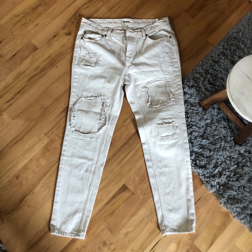 Ripped boyfriend jeans